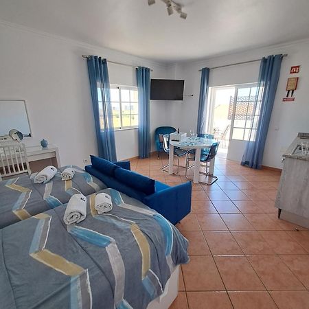 Lovely New House - Guests Apartments 오양 외부 사진