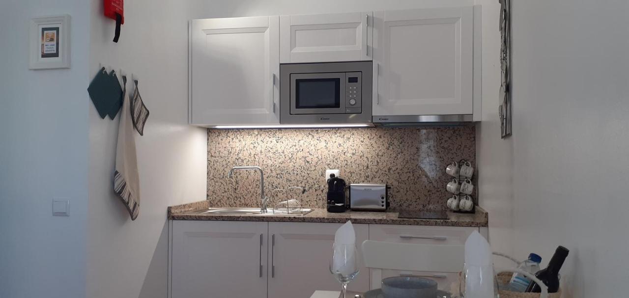 Lovely New House - Guests Apartments 오양 외부 사진