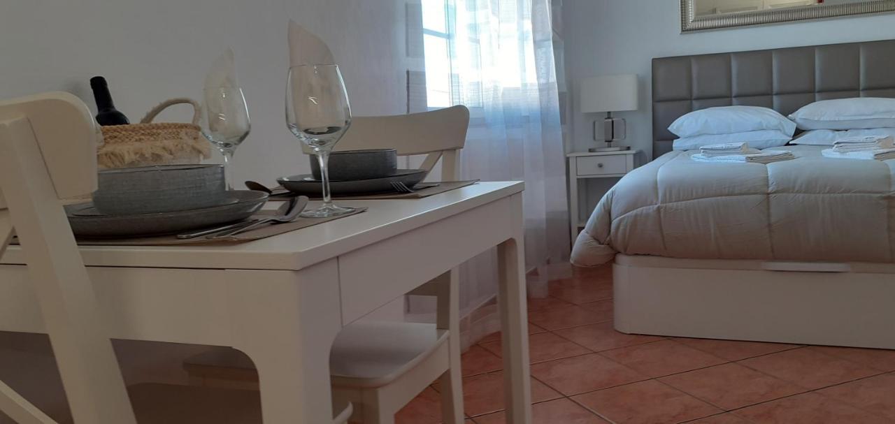 Lovely New House - Guests Apartments 오양 외부 사진
