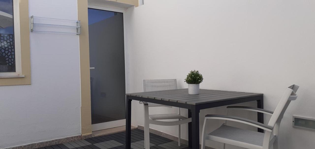 Lovely New House - Guests Apartments 오양 외부 사진