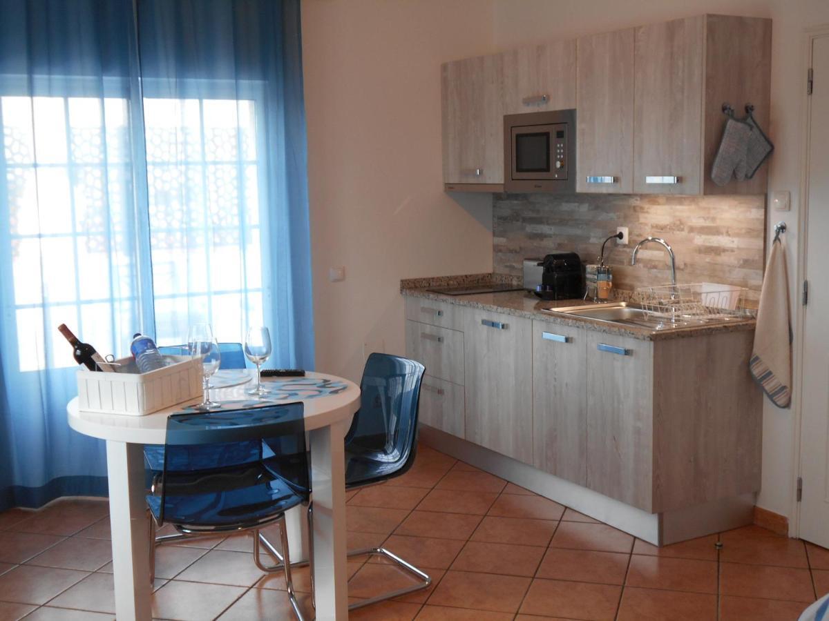 Lovely New House - Guests Apartments 오양 외부 사진