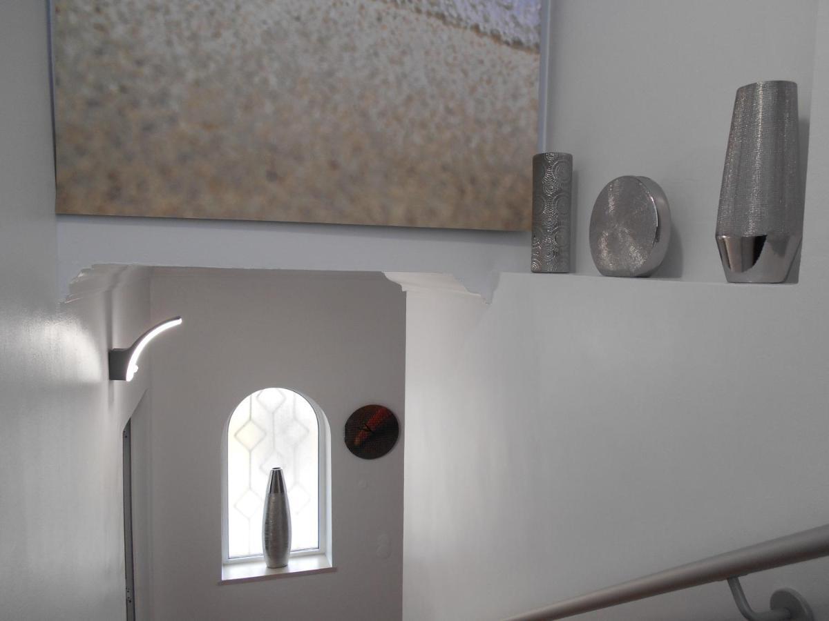 Lovely New House - Guests Apartments 오양 외부 사진